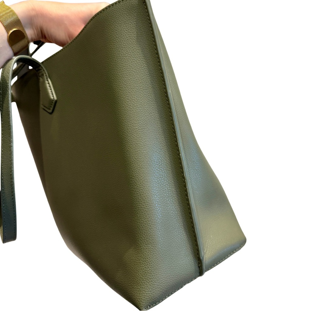 Quince Italian Leather Triple Compartment Shopper Tote | Olive Green - Picture 9 of 16